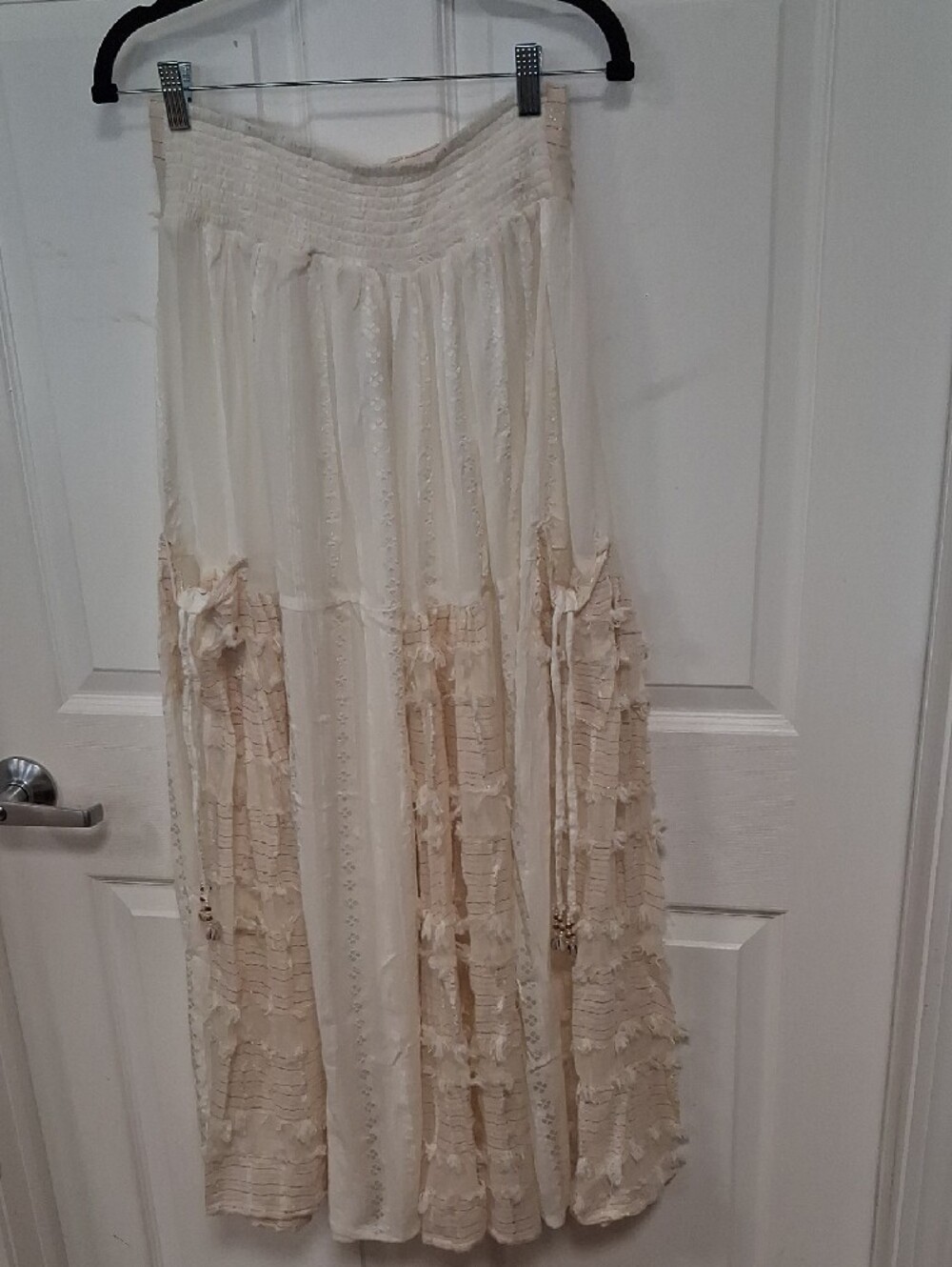 POL Cream Tiered Wide-Leg Pants with Textured Panels - Picture 10 of 10